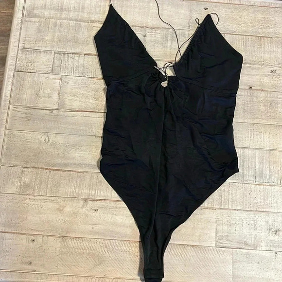 Intimately Free People Womens  Body Suit Large Thong Black Sleeveless tie back‎ - Picture 1 of 9